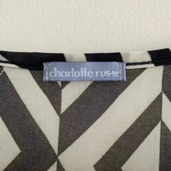 Charlotte Russe Geometric Pattern Tank Top with Gold Stud Detail, Size Small - Picture 7 of 9